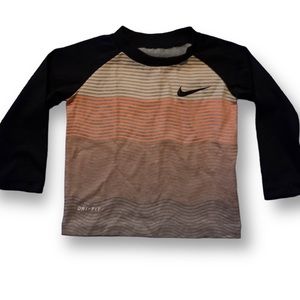Boys The Nike Tee Dri-Fit Long-Sleeve T-Shirt